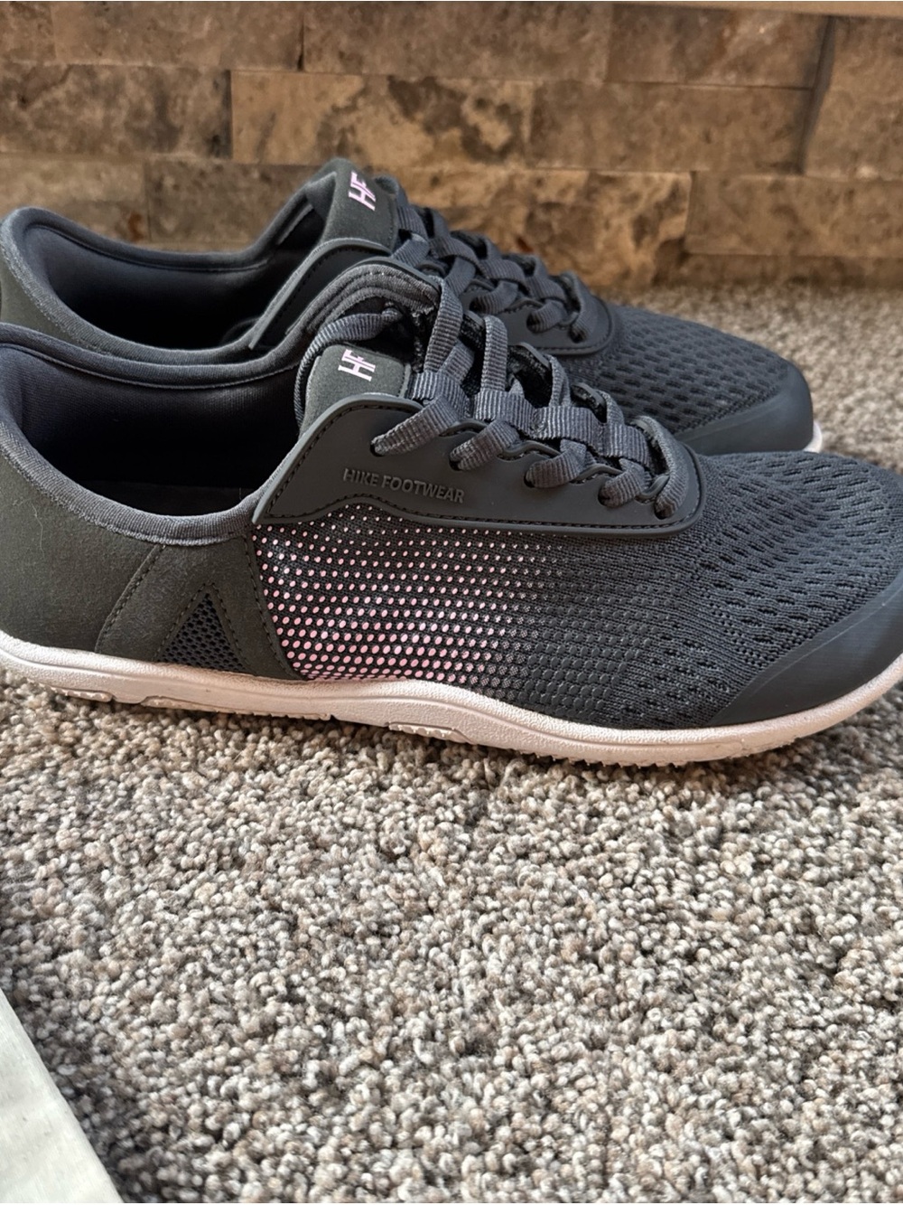 Hike Footwear Stride Womens Size 40 US Size 9-9.5 Dark Grey Pink Worn Once EUC - Picture 3 of 7